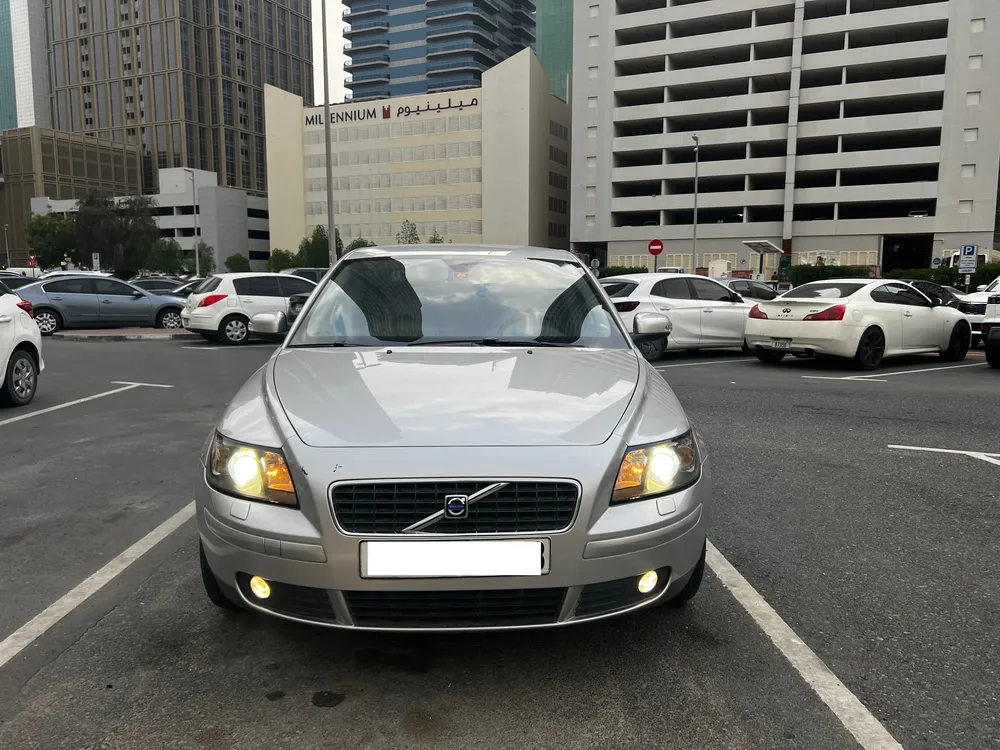 Volvo S 40 2007 — YallaMotor