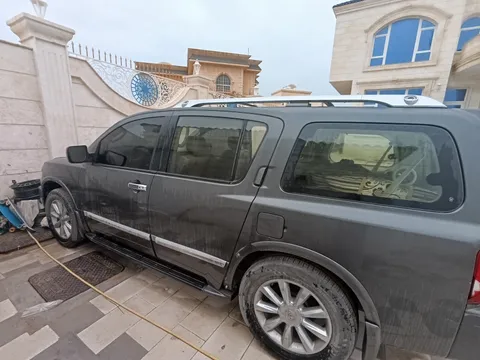 Infiniti QX56 2009 — YallaMotor