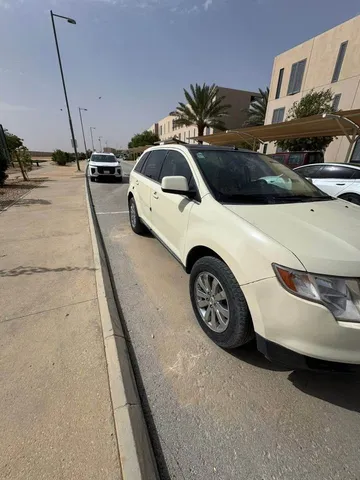 Ford Edge 2008 — YallaMotor