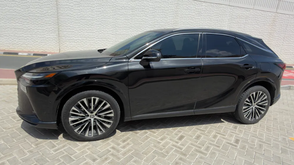 Lexus RX 2024 — YallaMotor