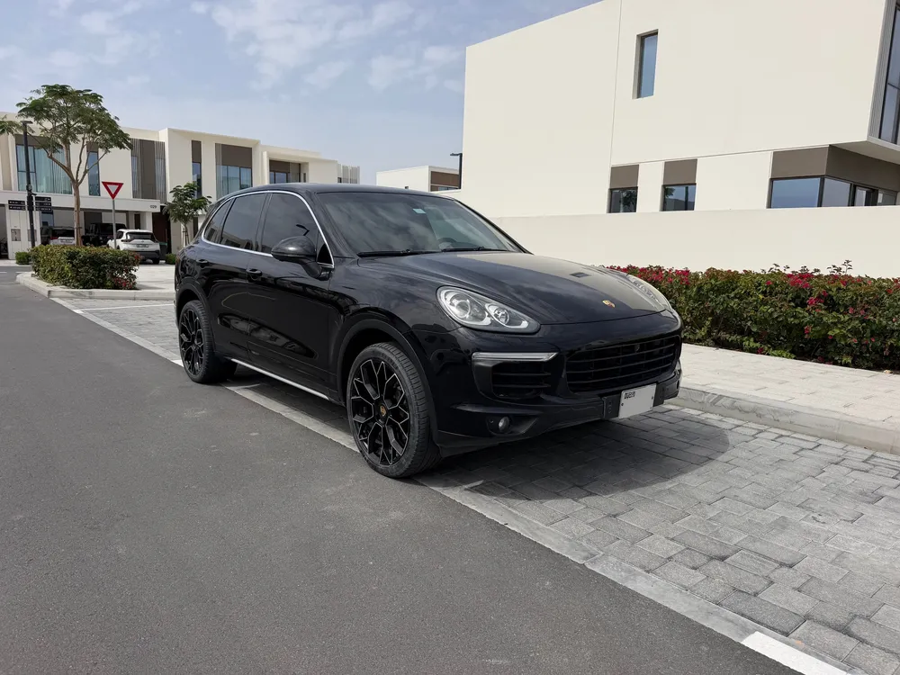Porsche Cayenne 2016 — YallaMotor