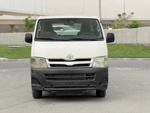 Toyota Hiace 2012 — YallaMotor