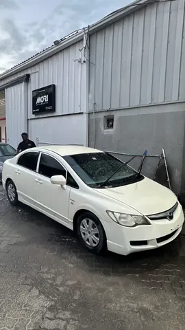 Honda Civic 2008 — YallaMotor