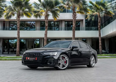 Audi S8 2023 — YallaMotor