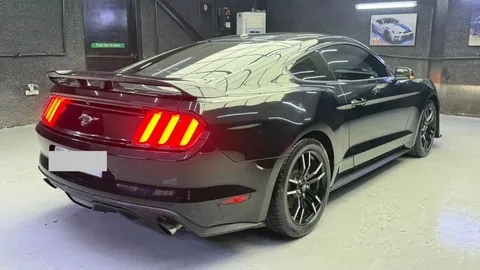Ford Mustang 2015 — YallaMotor