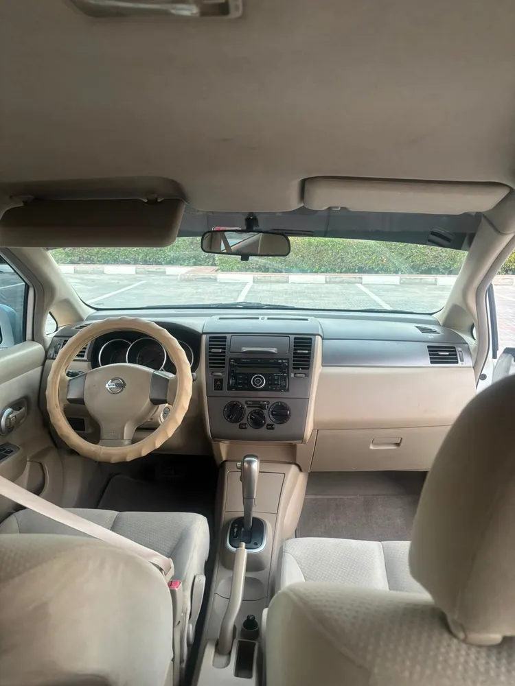 Nissan Tiida 2011 — YallaMotor