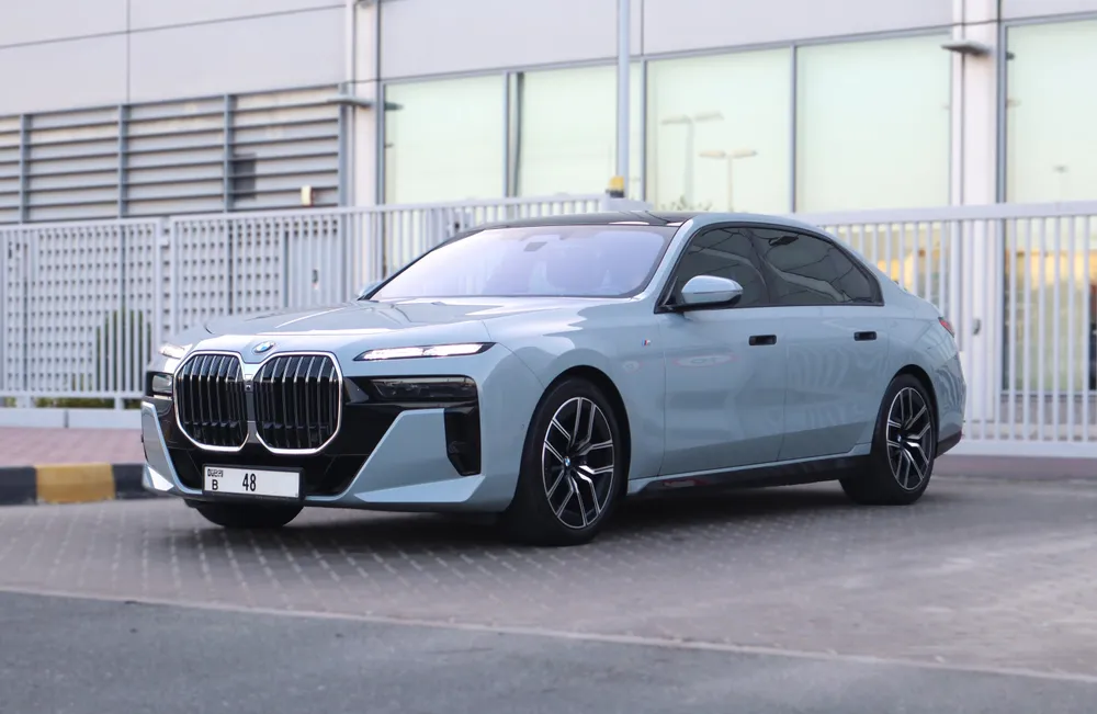 BMW 7 Series 2024 — YallaMotor