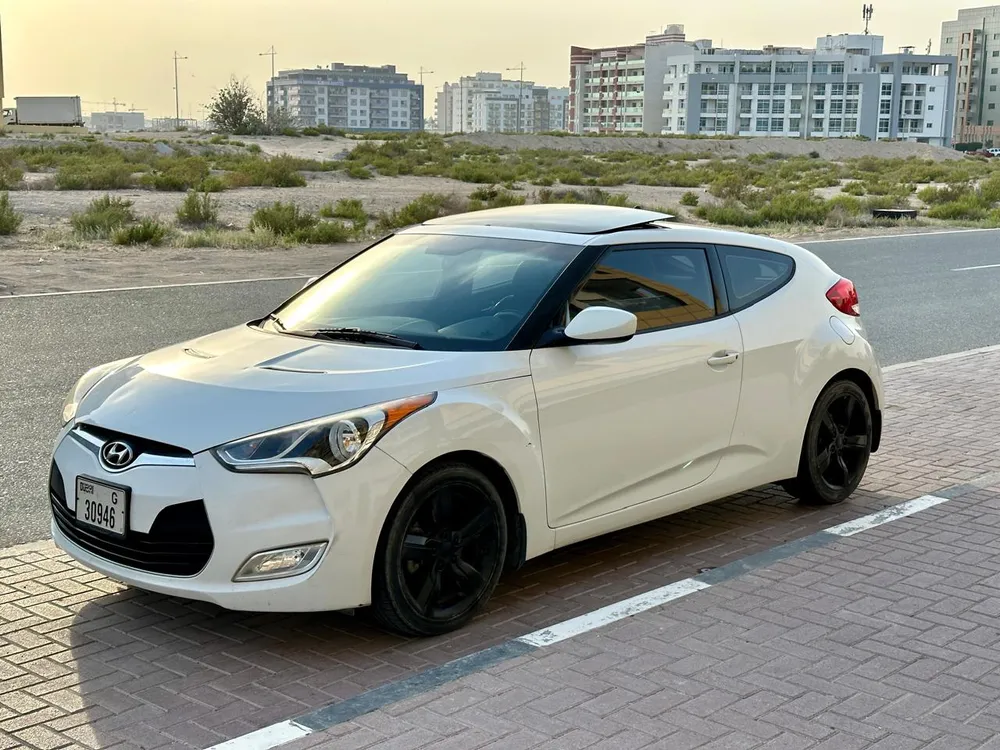 Hyundai Veloster 2014 — YallaMotor