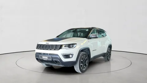 Jeep Compass 2019 — YallaMotor