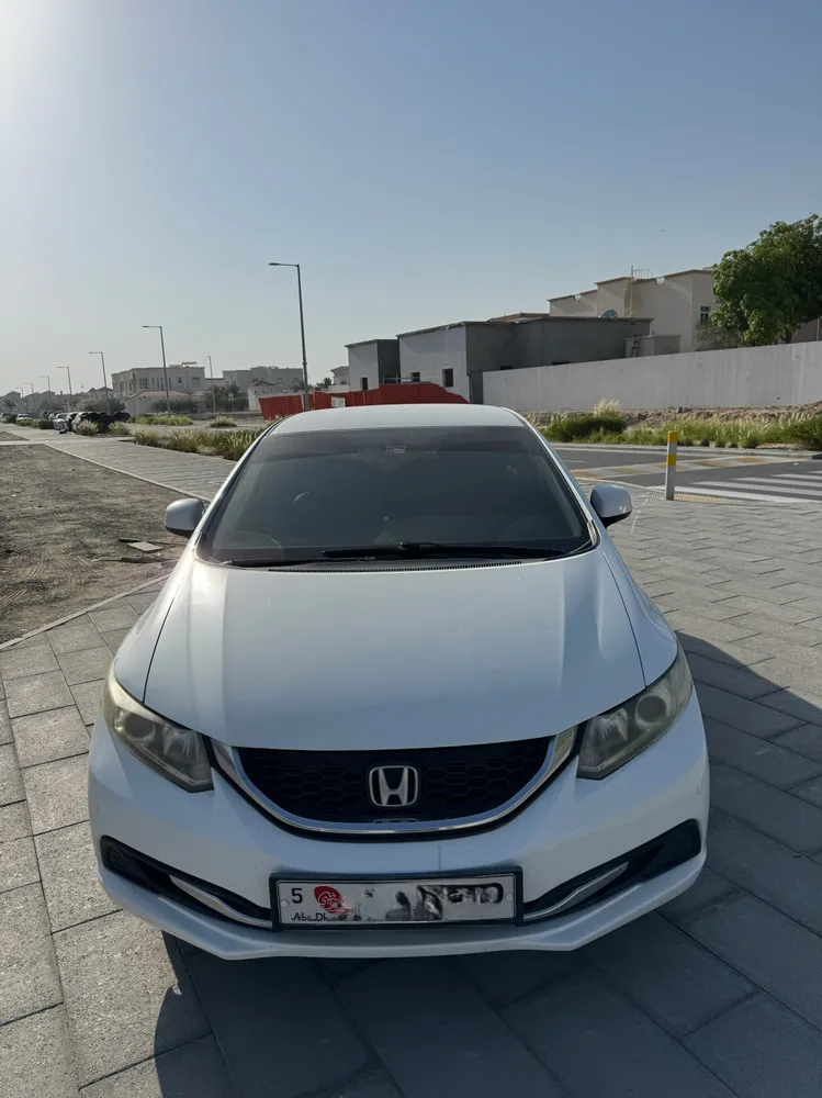 Honda Civic 2014 — YallaMotor