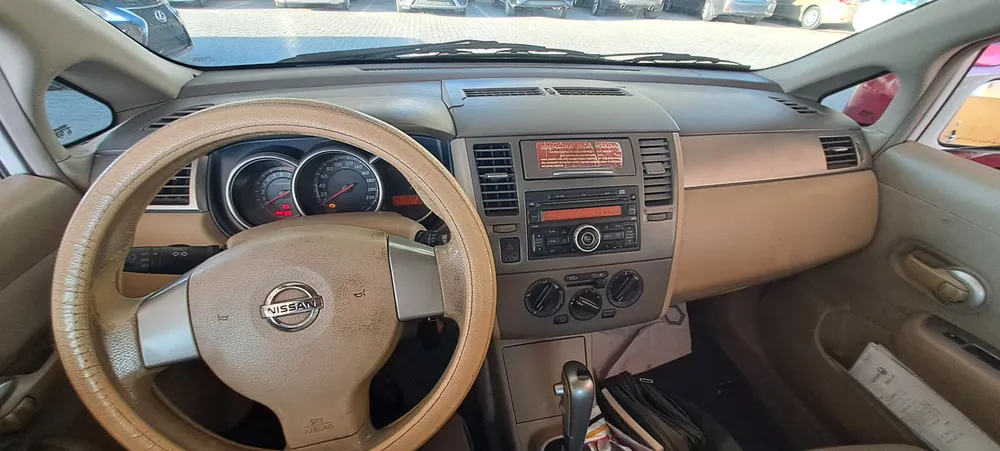 Nissan Tiida 2011 — YallaMotor
