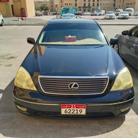 Lexus LS 430 2001 — YallaMotor