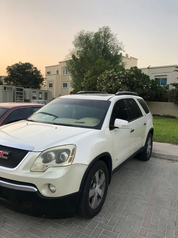 GMC Acadia 2009 — YallaMotor