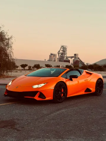 Lamborghini Huracan 2022 — YallaMotor