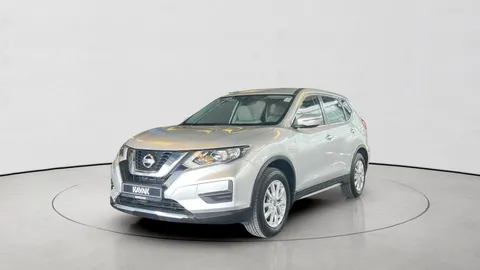 Nissan X Trail 2020 — YallaMotor