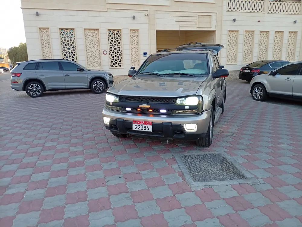 Chevrolet Trailblazer 2004 — YallaMotor