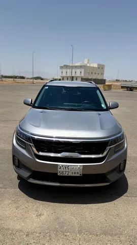 Kia Seltos 2023 — YallaMotor