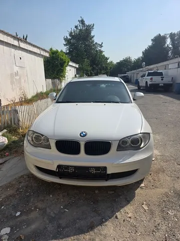 BMW 1 Series 2011 — YallaMotor