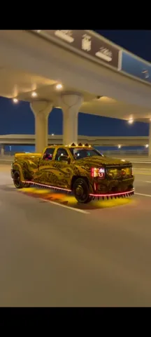 Chevrolet Silverado 2010 — YallaMotor