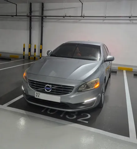 Volvo S 60 2015 — YallaMotor