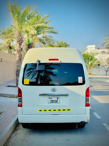 Toyota Hiace 2014 — YallaMotor